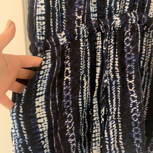 L space romper - Picture 3 of 9